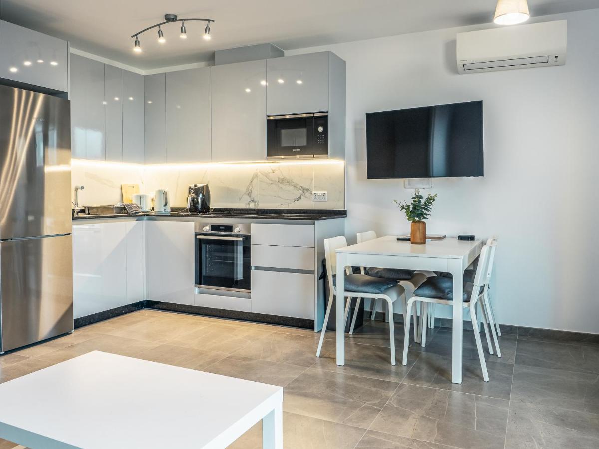 Brand New Studio Near The Beach, גיברלטר מראה חיצוני תמונה