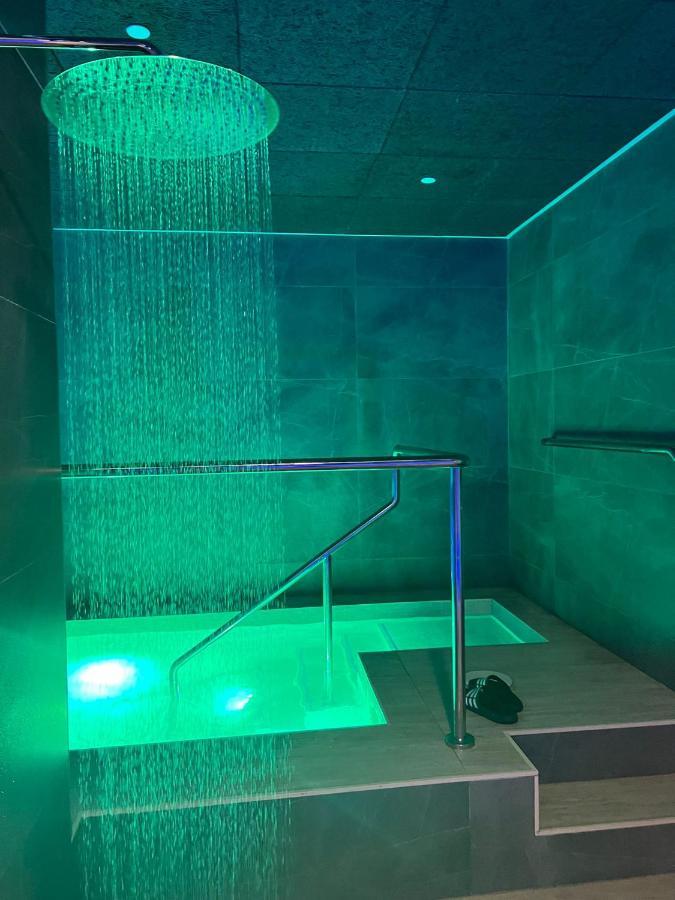 Brand New Studio Near The Beach, גיברלטר מראה חיצוני תמונה