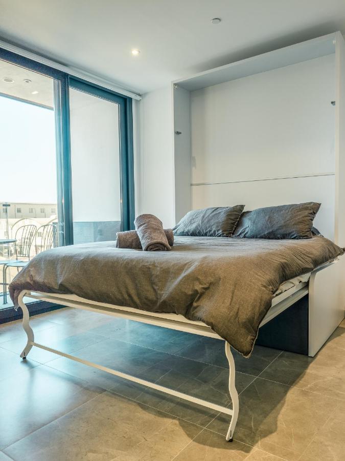 Brand New Studio Near The Beach, גיברלטר מראה חיצוני תמונה